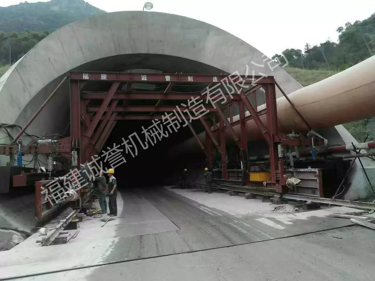 福平铁路2标岱岭隧道