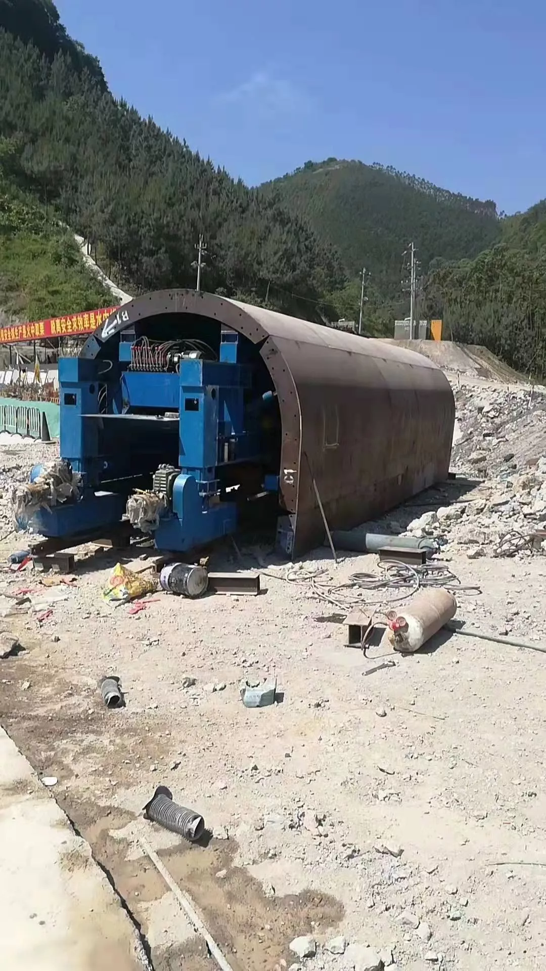 城门形台车
